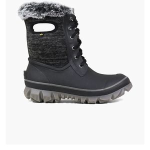 Bogs Arcata Multi Knit Snow Boots Womens Size 9